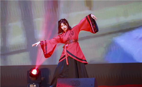 南京新華2019年新生開(kāi)學(xué)典禮暨CEAC獎(jiǎng)學(xué)金頒獎(jiǎng)盛典隆重舉行！