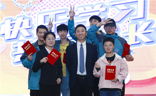 2019秋季新生階段課程結(jié)課答辯分享會圓滿落幕！