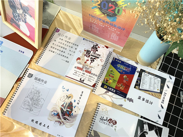 教學(xué)成果展示周，學(xué)子答辯各顯神通