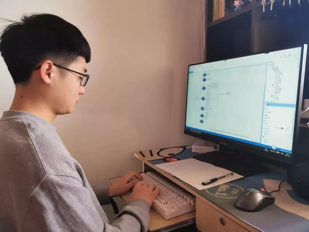 停課不停學(xué)，“云學(xué)習(xí)”開(kāi)啟，看新華老師都在哪里備課