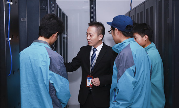 學技術選<a href=http://njxh.cn target=_blank class=infotextkey>專業(yè)</a>為什么選擇互聯(lián)網行業(yè)？