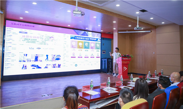就業(yè)保障丨千企萬崗進校園，助力學子精準就業(yè)！