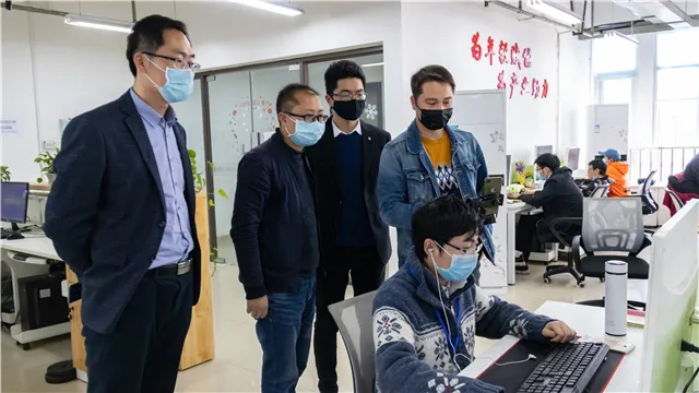 屢登央視，新華電腦教育全面新升級(jí)！