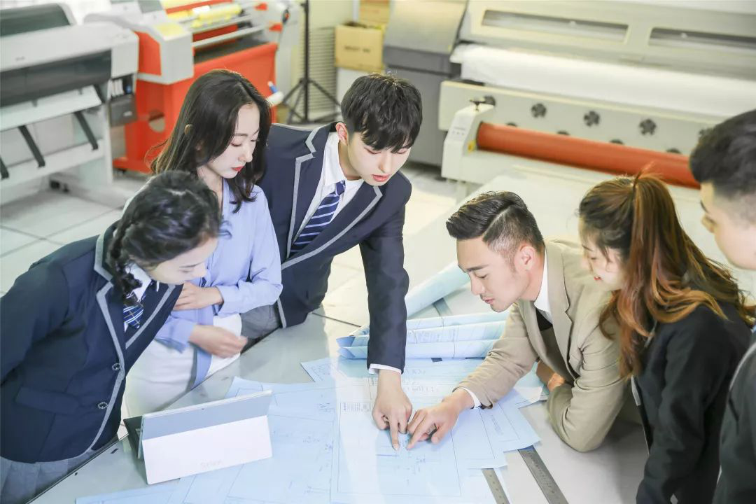 99公益日 | 新起點，筑夢公益行動，新華助有志學(xué)子追夢