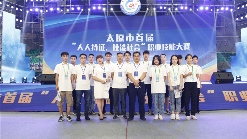 新華<a href=http://njxh.cn target=_blank class=infotextkey>專業(yè)</a>說——中國網(wǎng)民破9億，UI設(shè)計蓬勃發(fā)展！