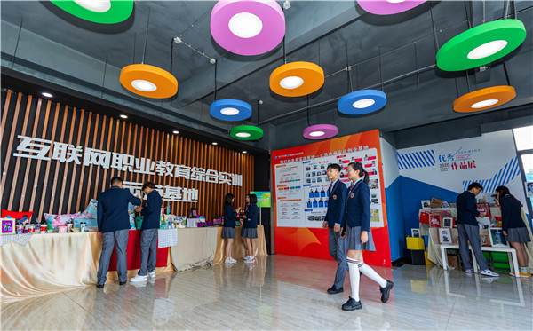 年后不想外出打工了，學(xué)什么技術(shù)有出路？