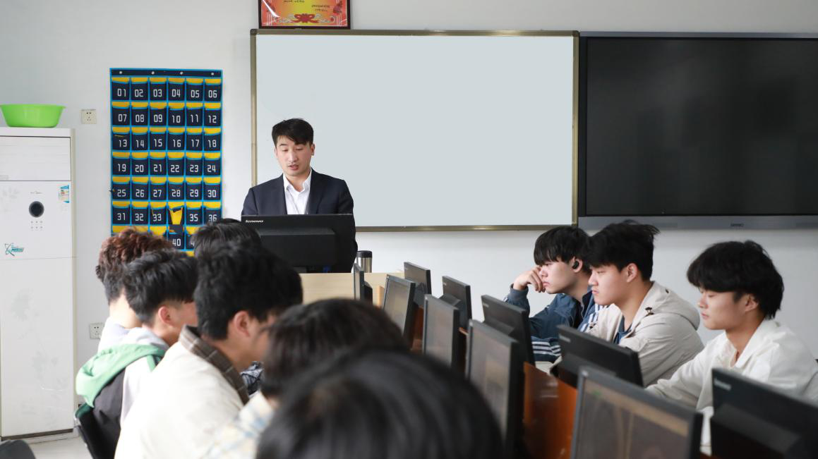 這個動漫火了！揭秘《新華小趣事》創(chuàng)作團隊背后的故事！