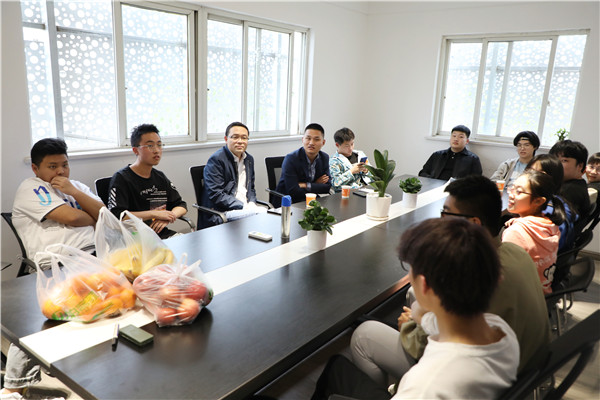 暖心回訪見證成長，愛與責(zé)任一路相隨