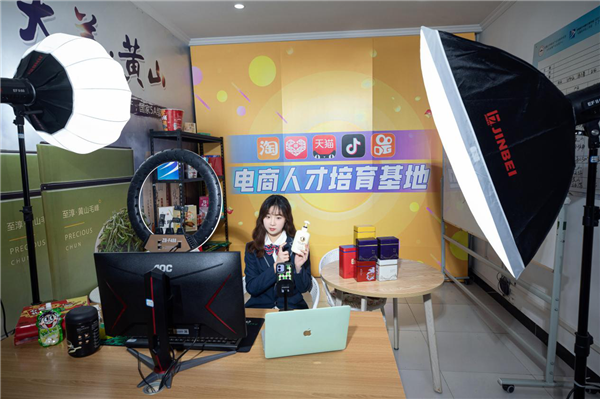 暴露年齡！這些新華老廣告詞里，有你的童年回憶！