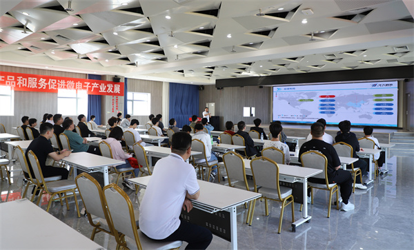 初中畢業(yè)男生學(xué)什么計(jì)算機(jī)相關(guān)專業(yè)有前途？