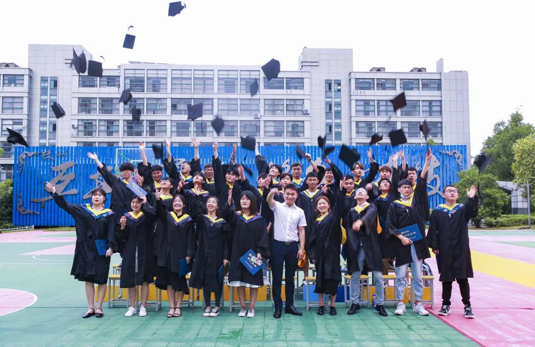 青春不散場，給新華時光的專屬回憶
